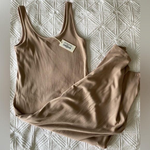 Z SUPPLY | Melina Rib Maxi Dress | NWT | Sz Medium - Picture 3 of 5